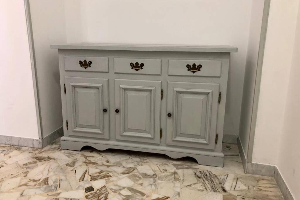 La Casa Di Pietro Apartment Finale Ligure Bagian luar foto